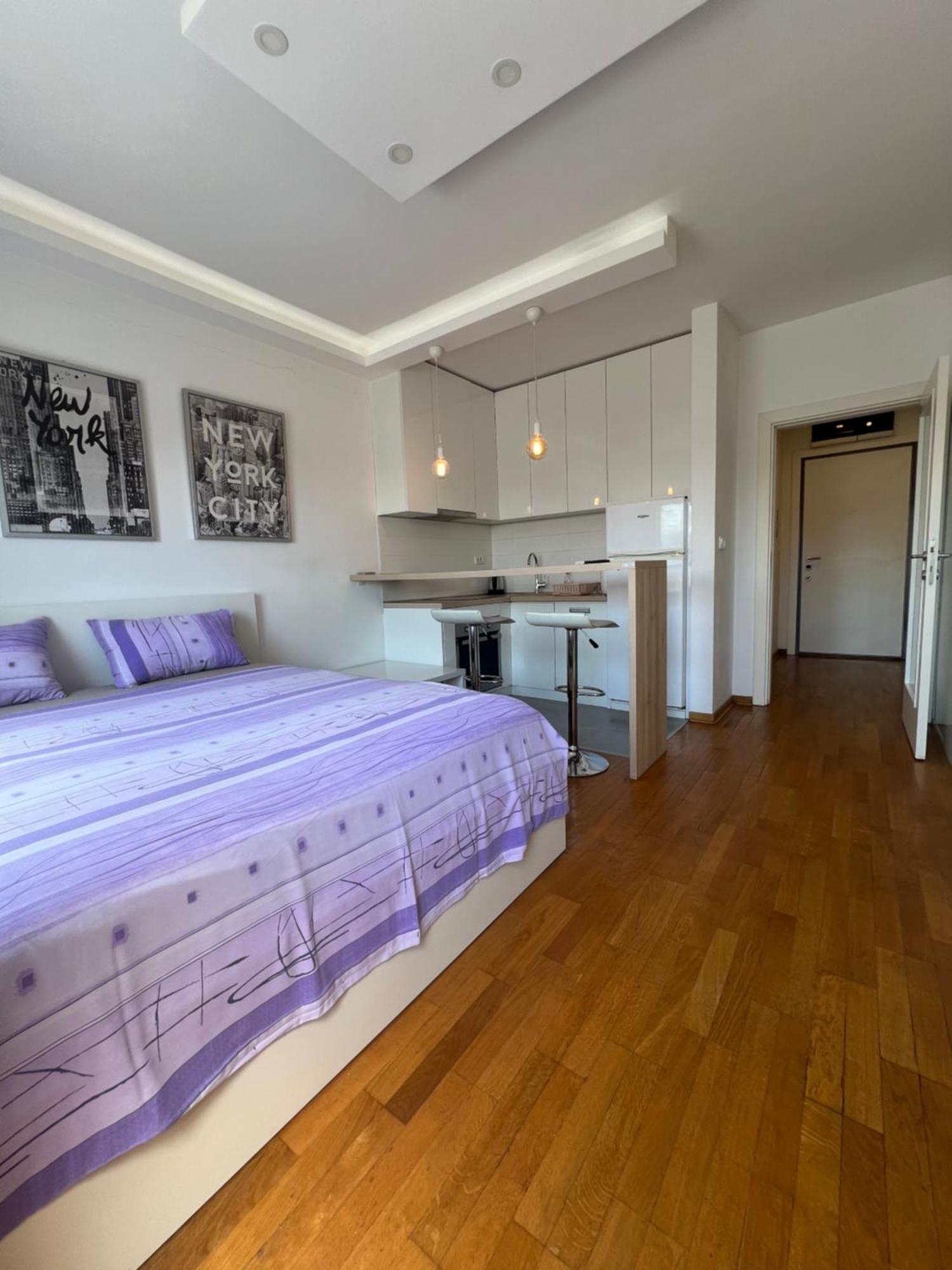 Hedonia Apartamento Belgrado Quarto foto